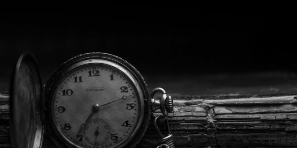 grayscale-photography-of-silver-watch-1034426